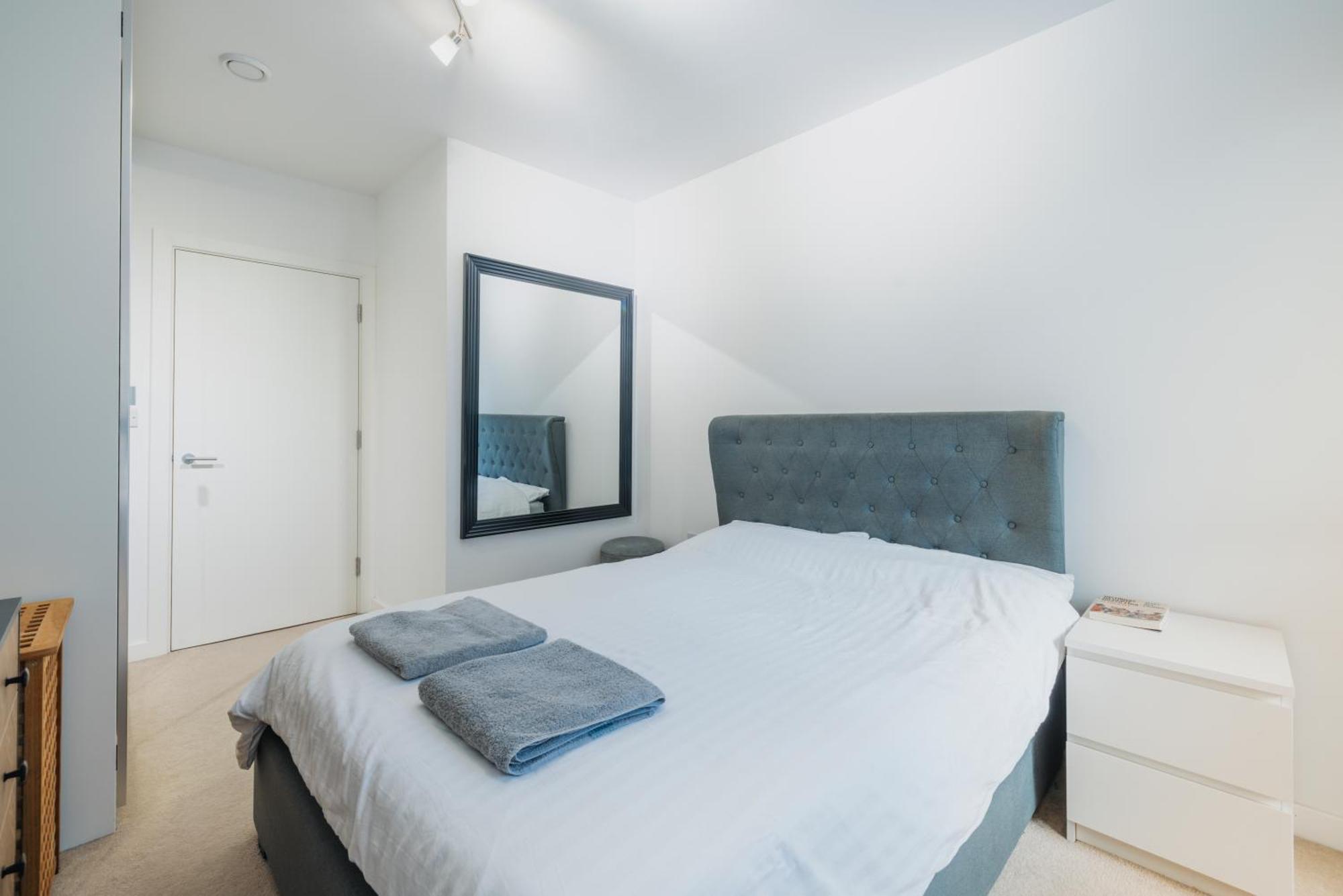 Brixton Village Flat- Private En-Suite Double Bedroom ロンドン エクステリア 写真