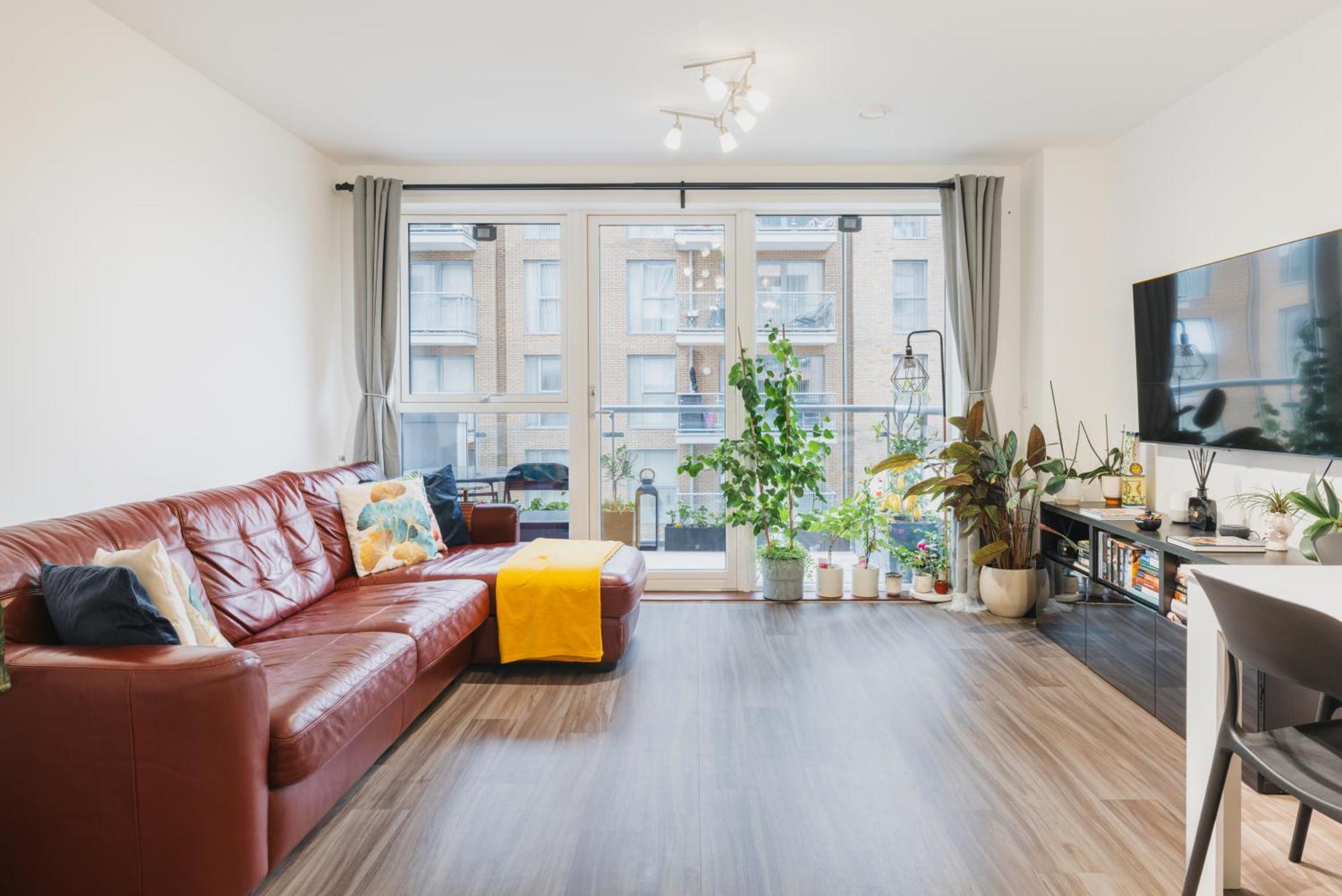 Brixton Village Flat- Private En-Suite Double Bedroom ロンドン エクステリア 写真